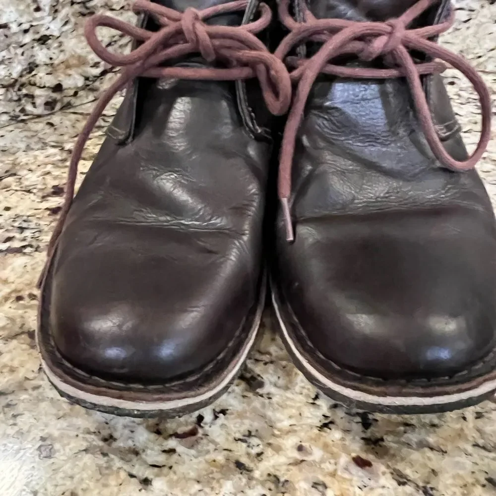 Ugg chukka boots men’s 11
